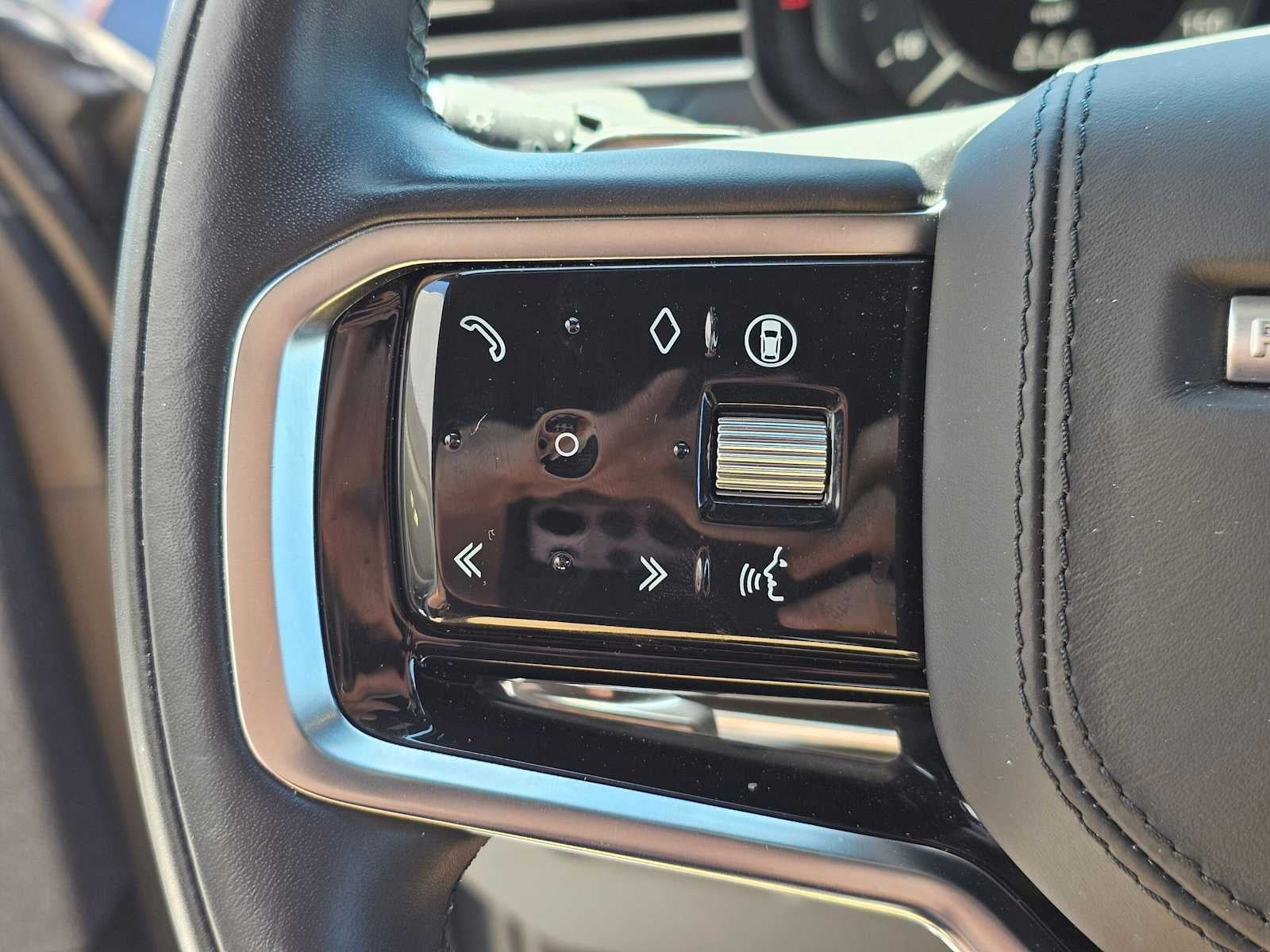 2024 Land Rover Range Rover Sport SE