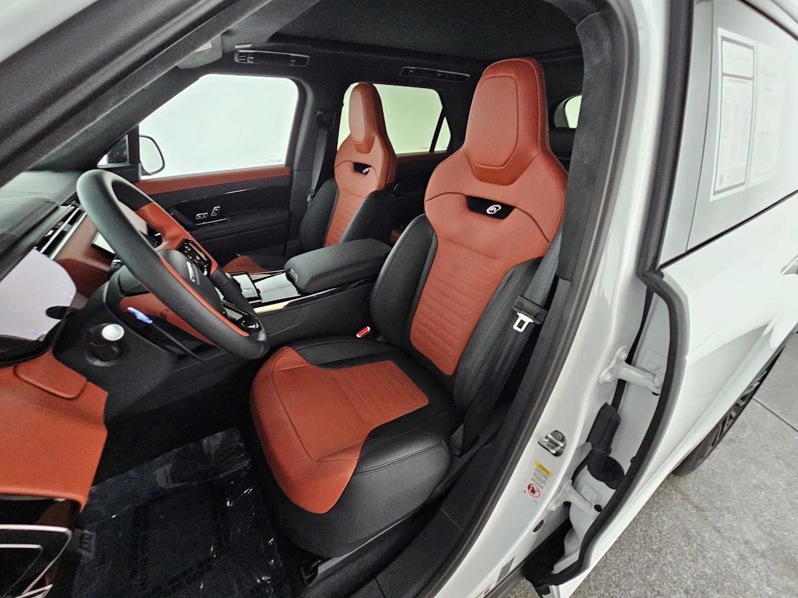 2026 Land Rover Range Rover Sport SV