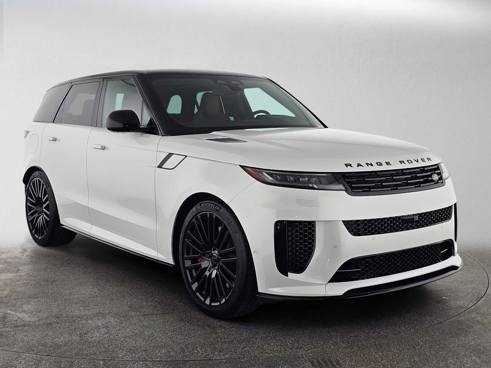2026 Land Rover Range Rover Sport SV