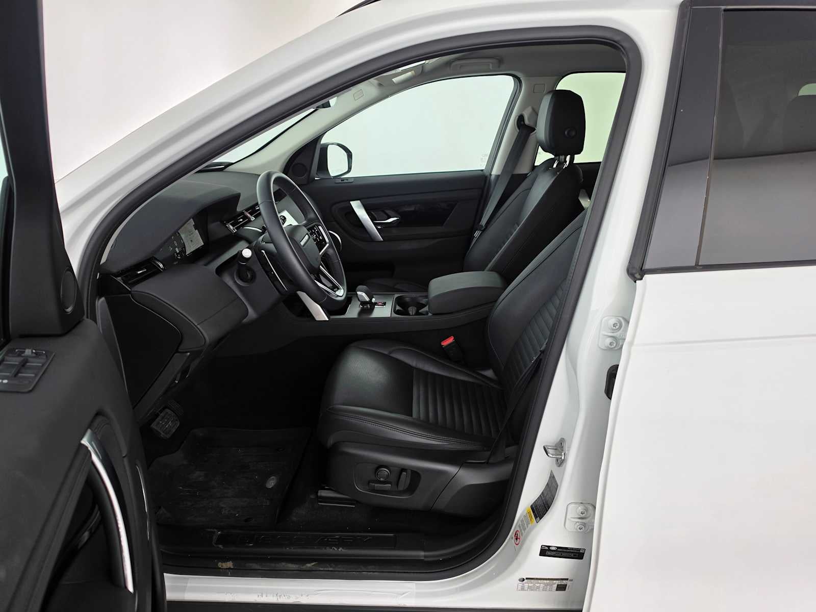 2025 Land Rover Discovery Sport S