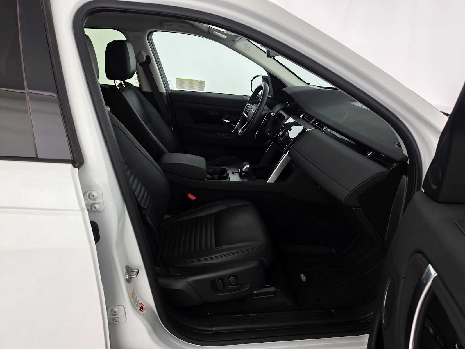 2025 Land Rover Discovery Sport S