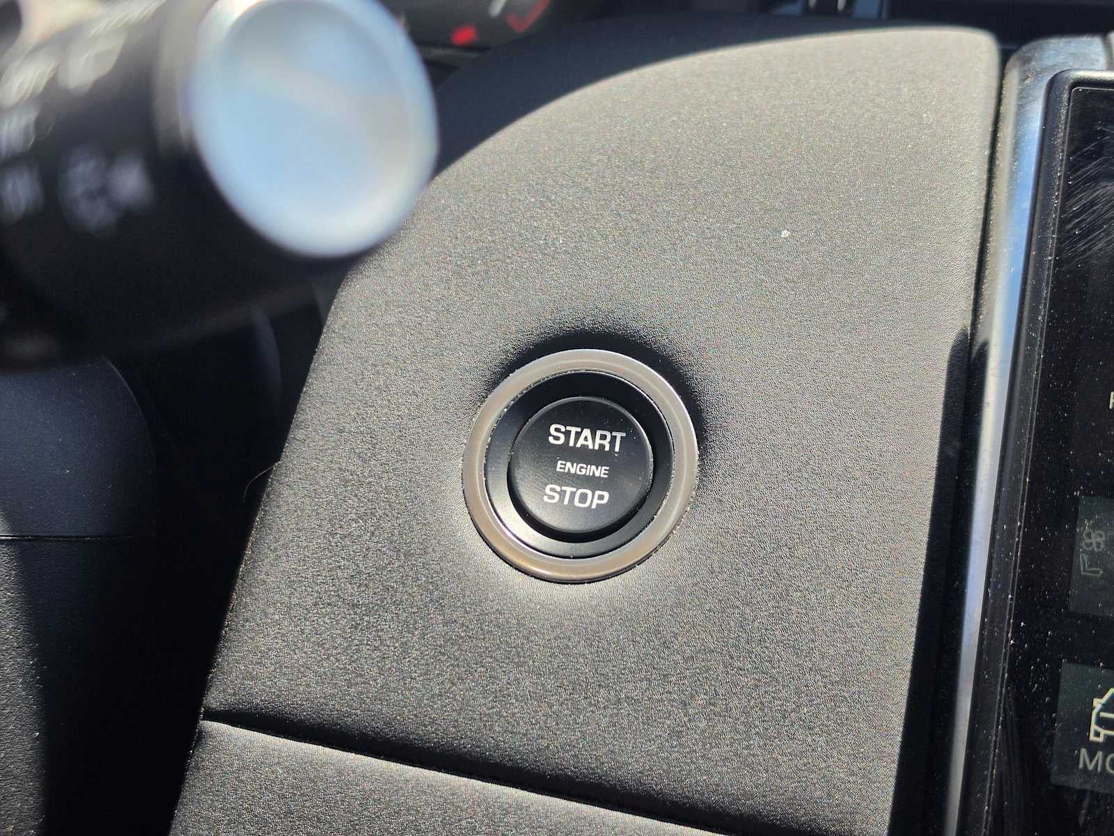 2024 Land Rover Discovery Sport Core S