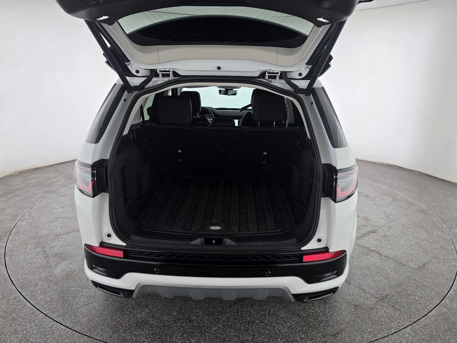 2025 Land Rover Discovery Sport S