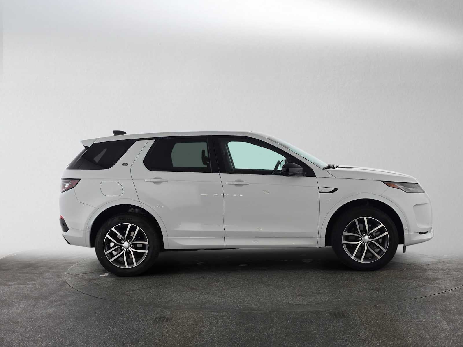 2025 Land Rover Discovery Sport S