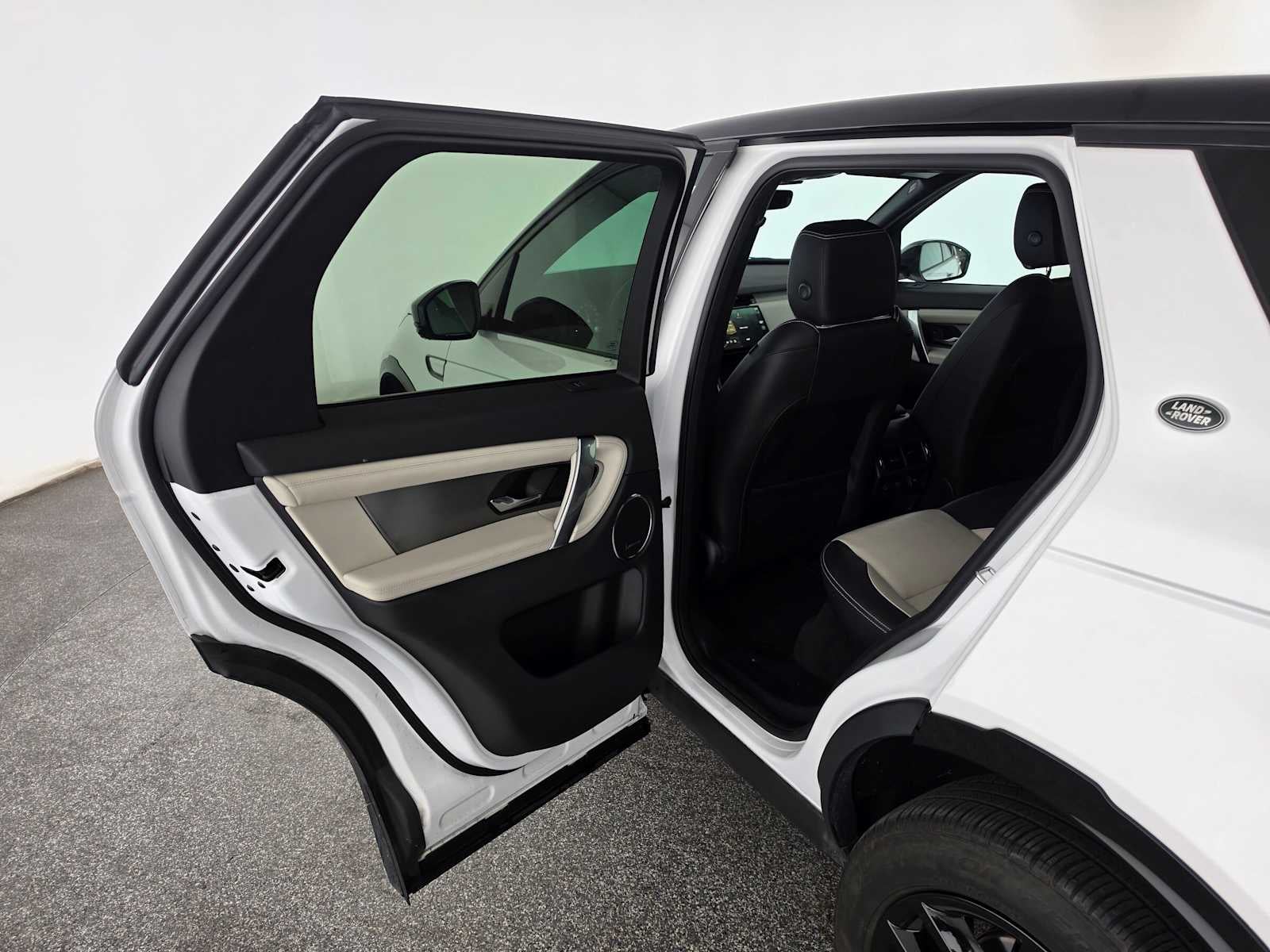 2024 Land Rover Discovery Sport Dynamic SE