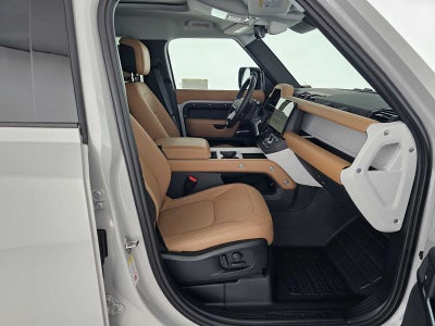 2026 Land Rover Defender X-Dynamic SE