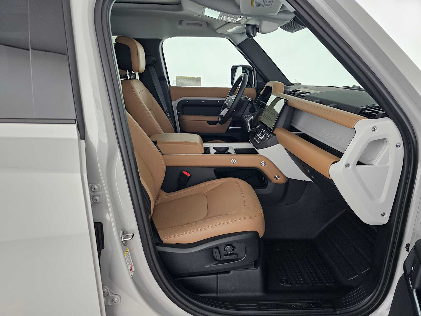 2026 Land Rover Defender X-Dynamic SE