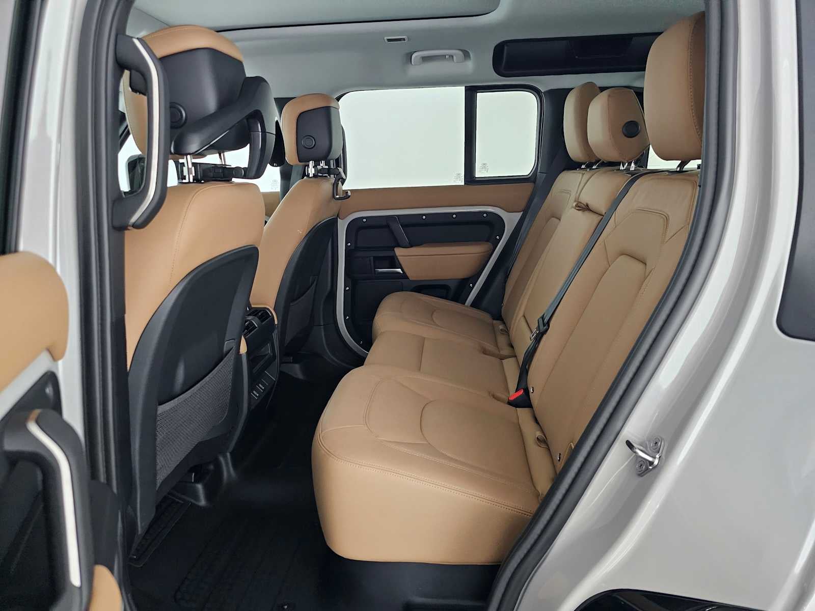 2026 Land Rover Defender X-Dynamic SE