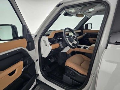 2026 Land Rover Defender X-Dynamic SE