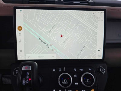 2026 Land Rover Defender X-Dynamic SE
