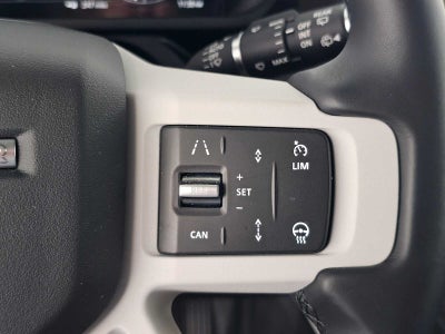 2026 Land Rover Defender X-Dynamic SE
