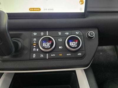 2025 Land Rover Defender X-Dynamic SE