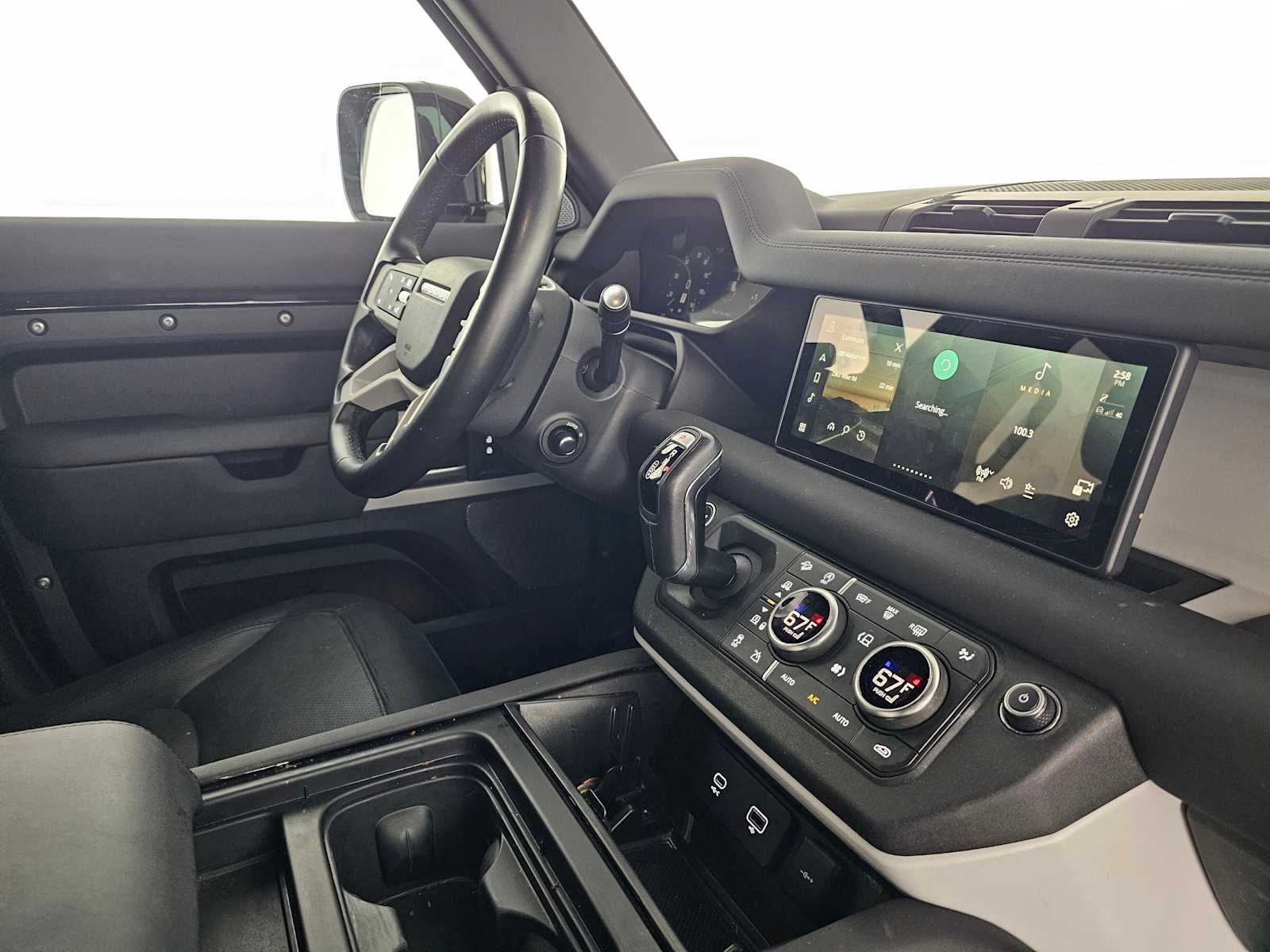 2024 Land Rover Defender X-Dynamic SE