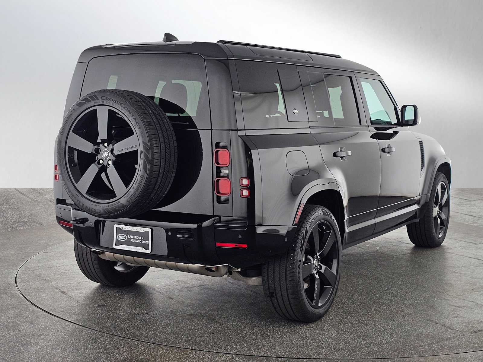 2024 Land Rover Defender X-Dynamic SE