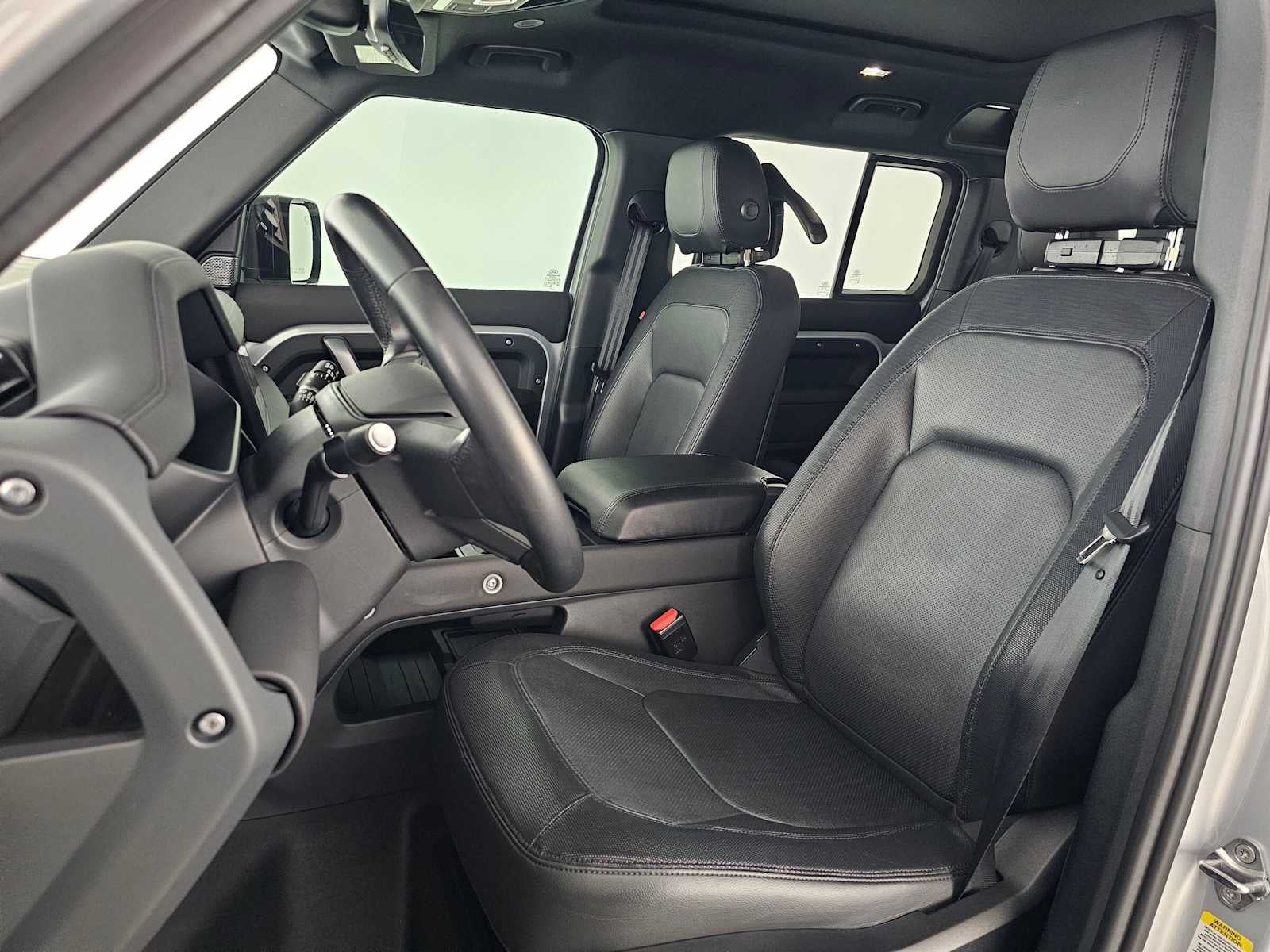 2024 Land Rover Defender X-Dynamic SE