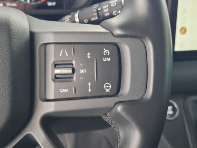 2024 Land Rover Defender X-Dynamic SE