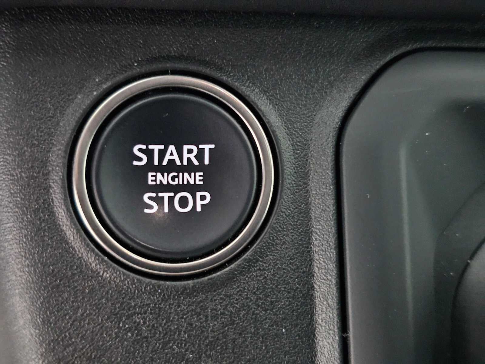 2024 Land Rover Defender X-Dynamic SE