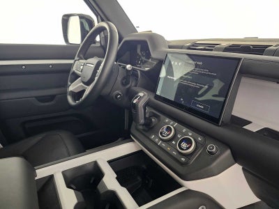 2025 Land Rover Defender S