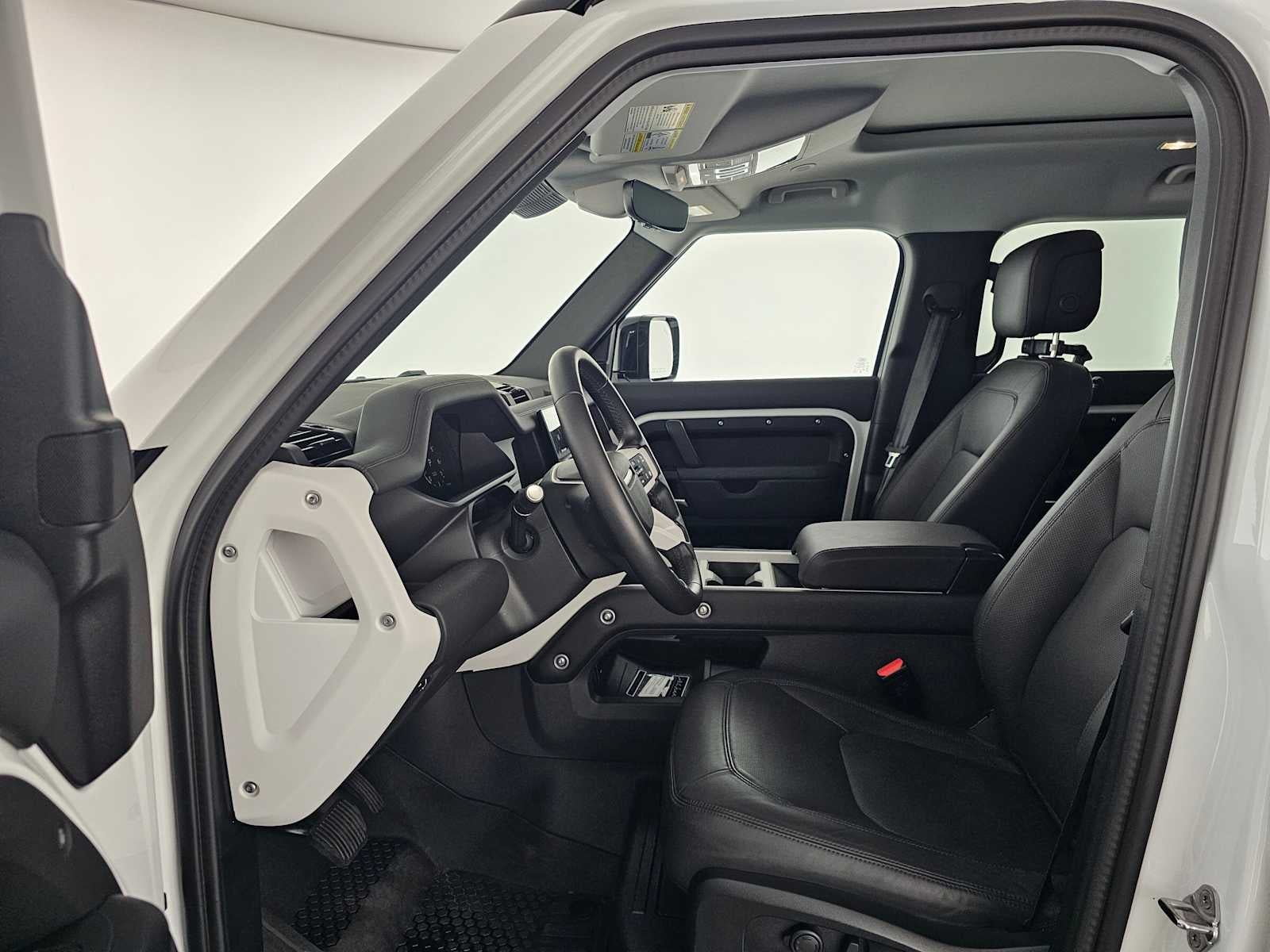 2025 Land Rover Defender S