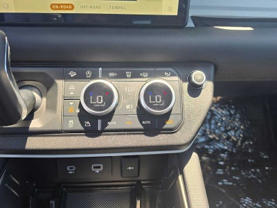 2024 Land Rover Defender S