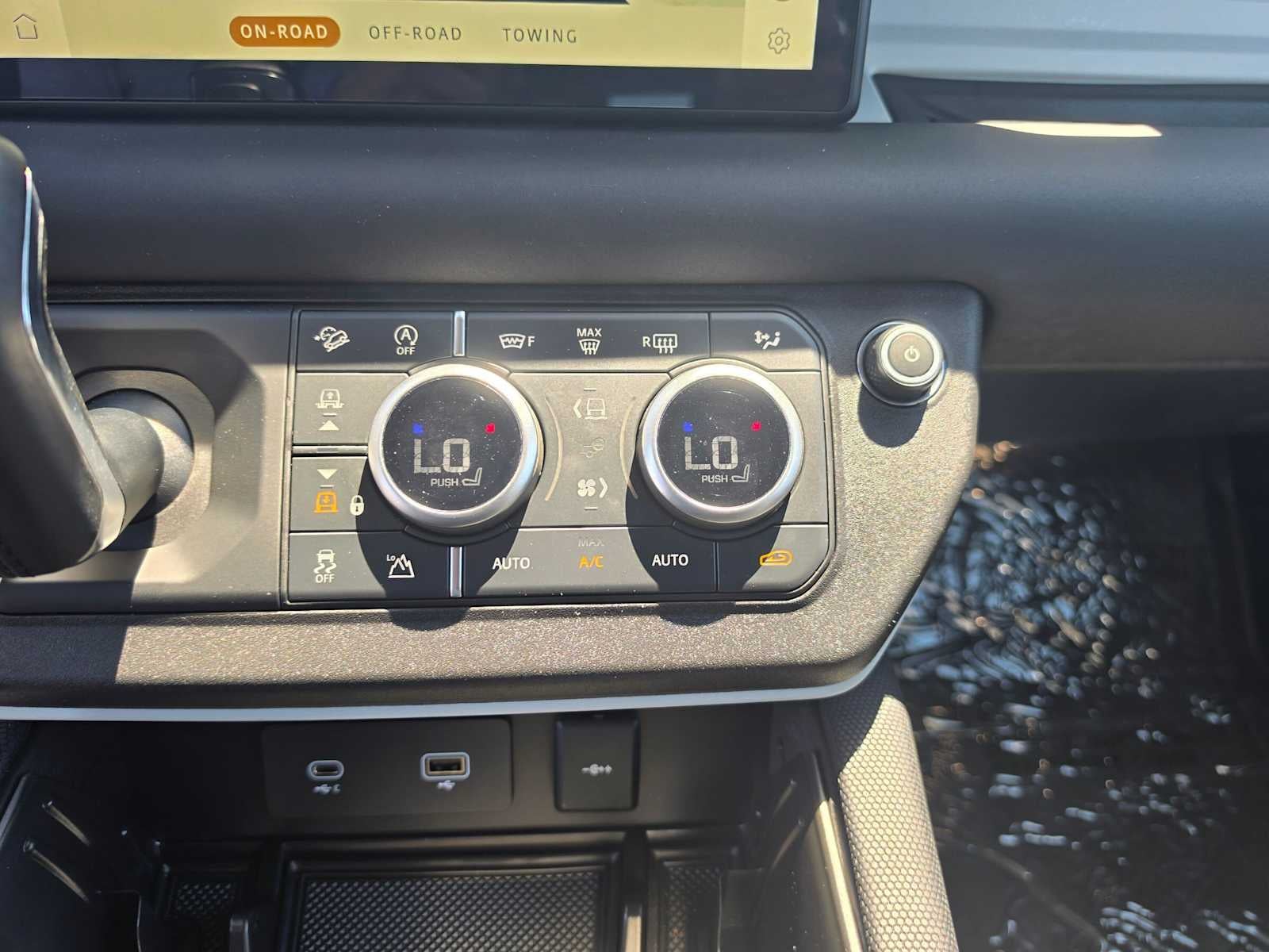 2024 Land Rover Defender S