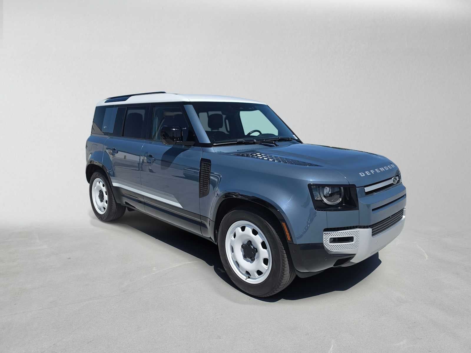 2024 Land Rover Defender S