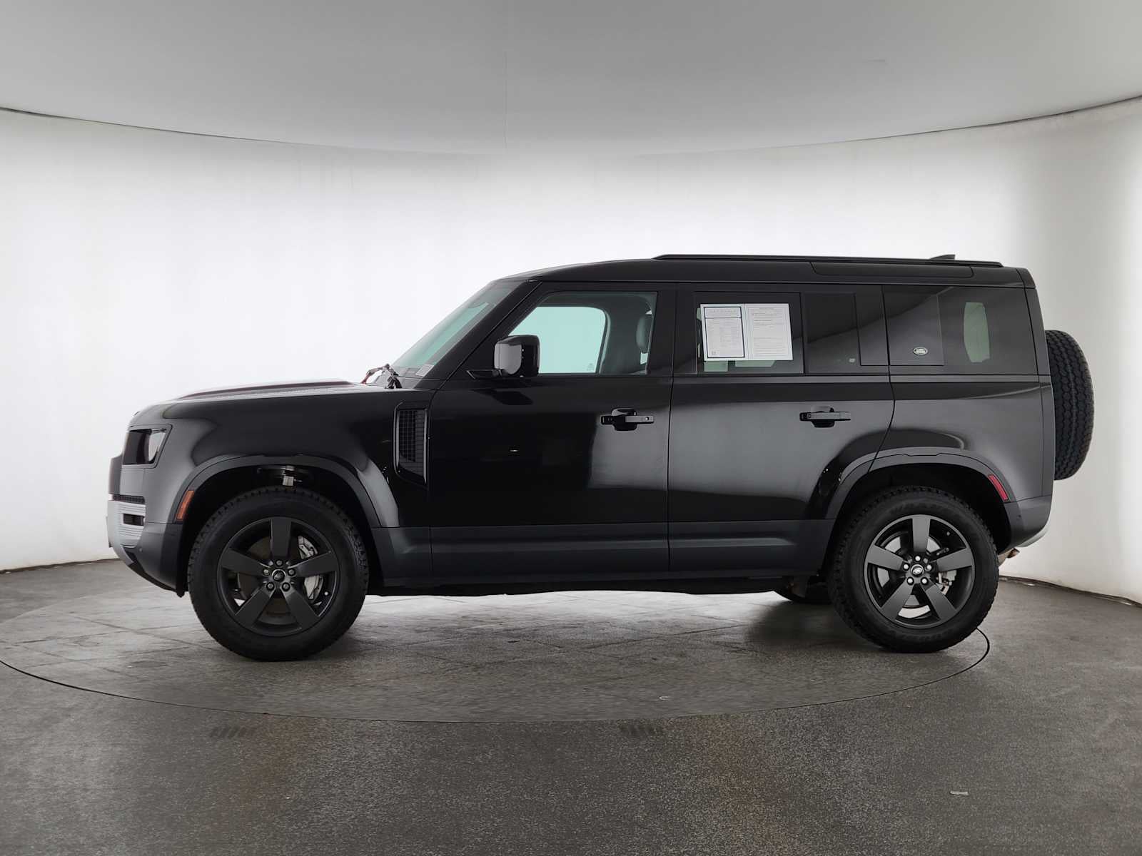 2024 Land Rover Defender S