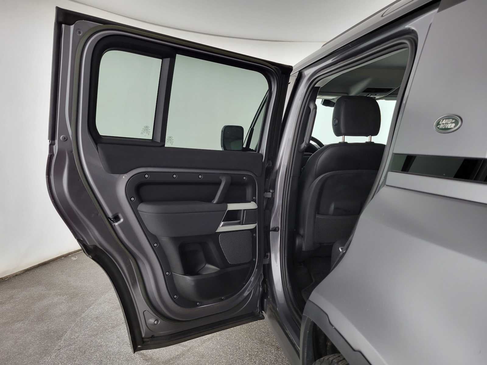 2023 Land Rover Defender S