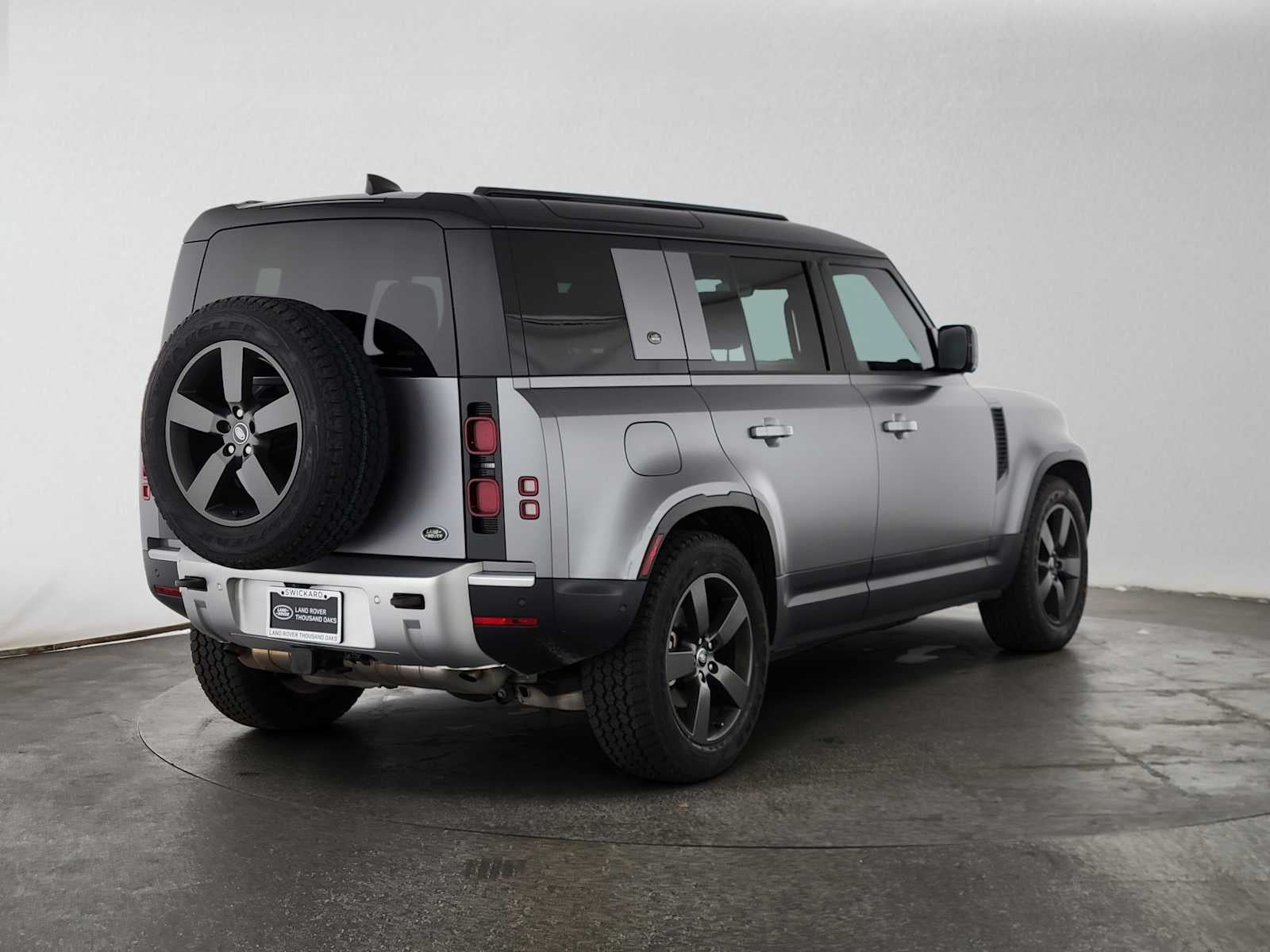 2023 Land Rover Defender S