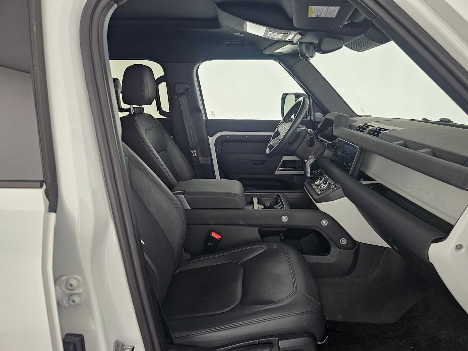 2023 Land Rover Defender S