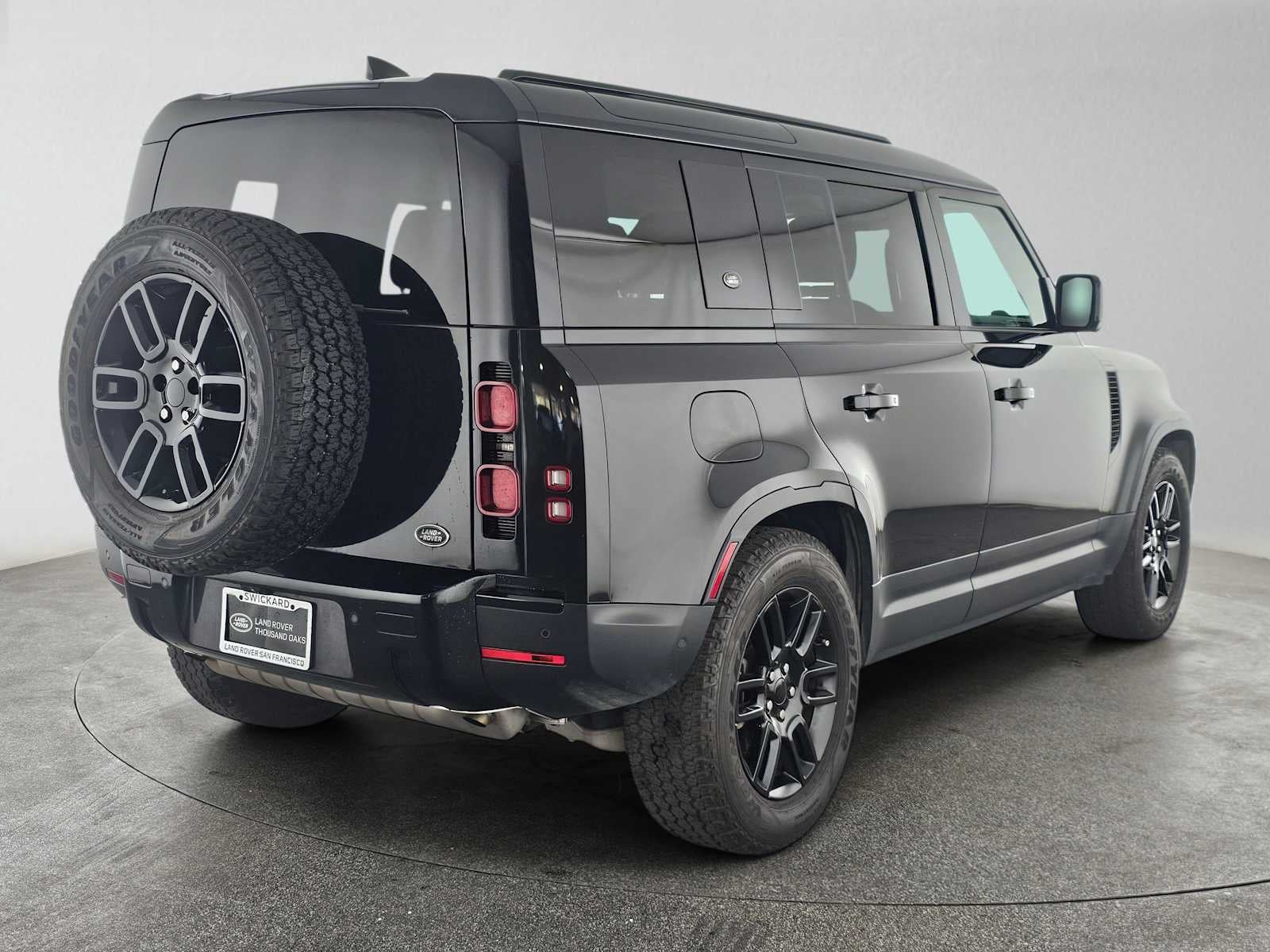 2023 Land Rover Defender S