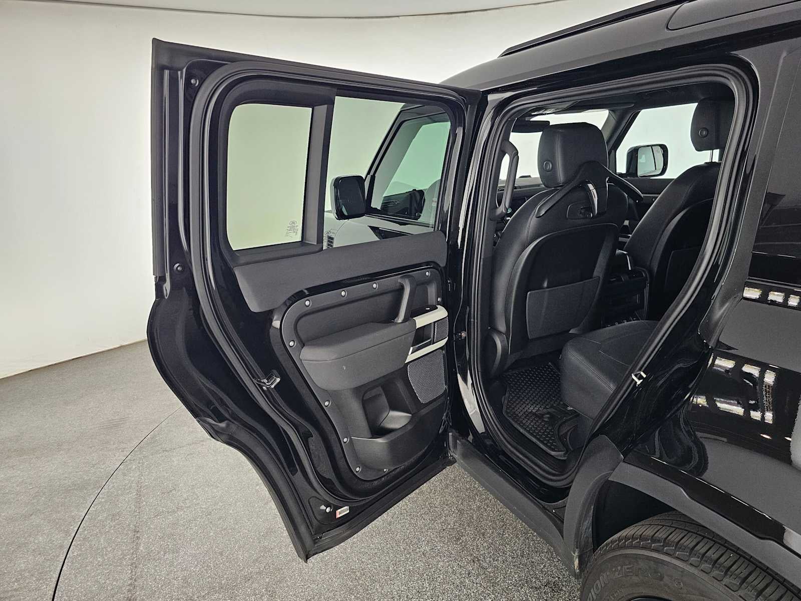 2022 Land Rover Defender S