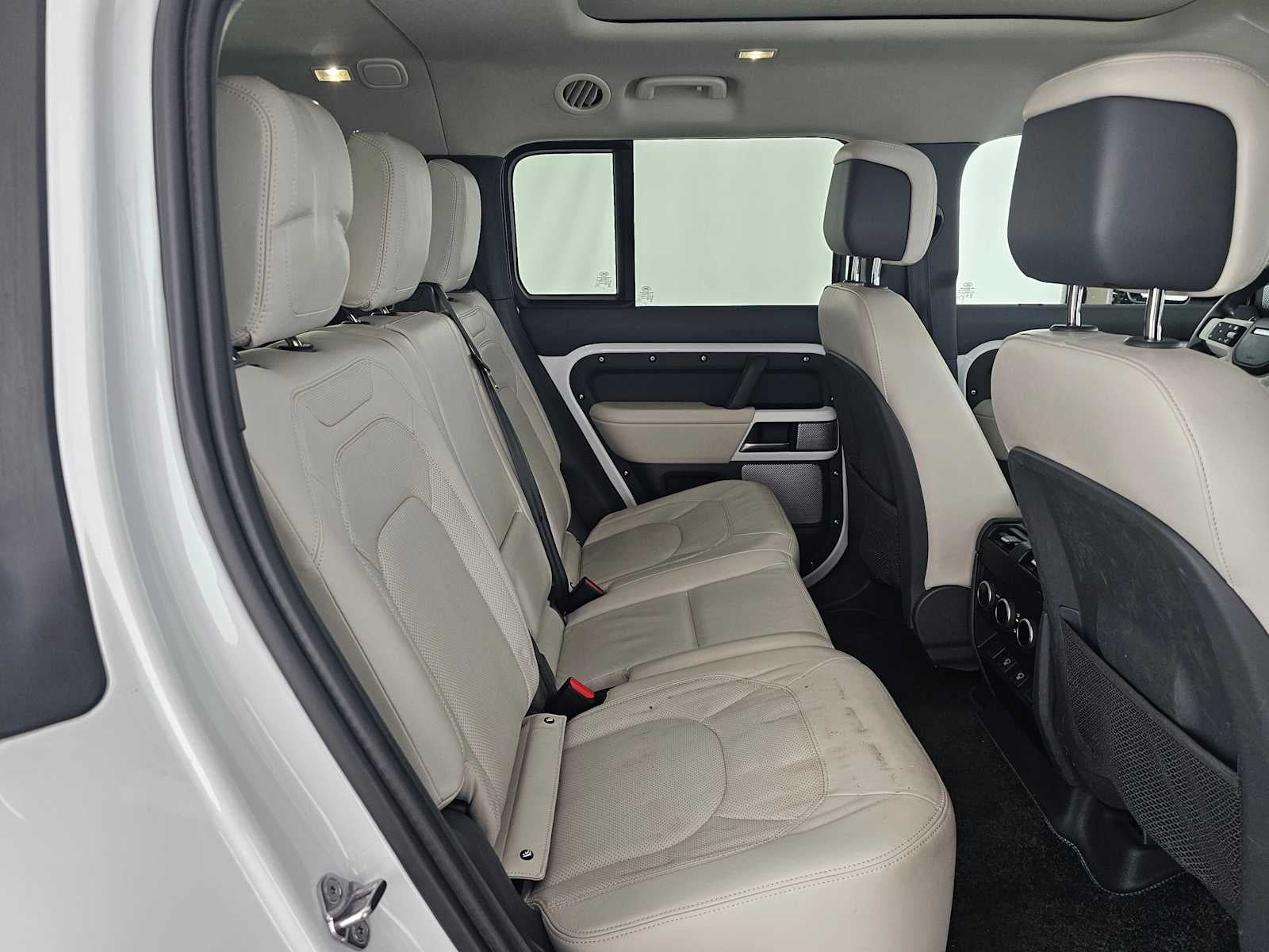 2024 Land Rover Defender S