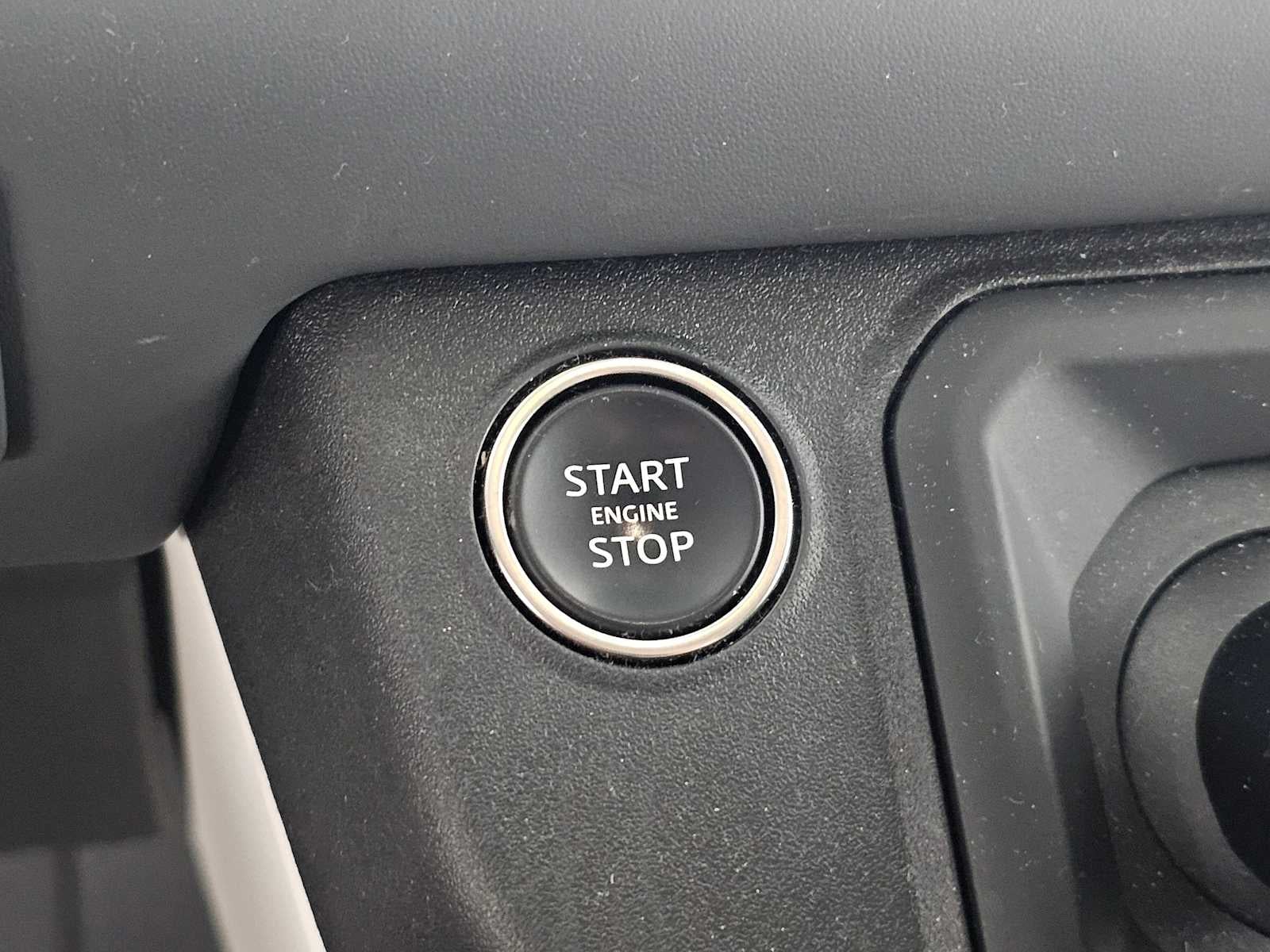 2024 Land Rover Defender S