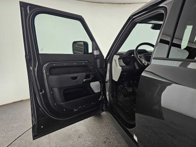 2023 Land Rover Defender S