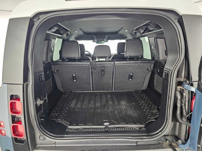 2023 Land Rover Defender SE