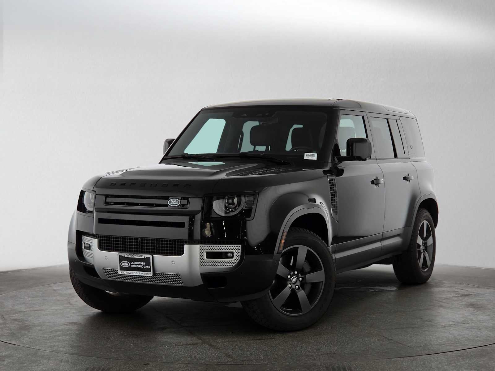 2024 Land Rover Defender SE