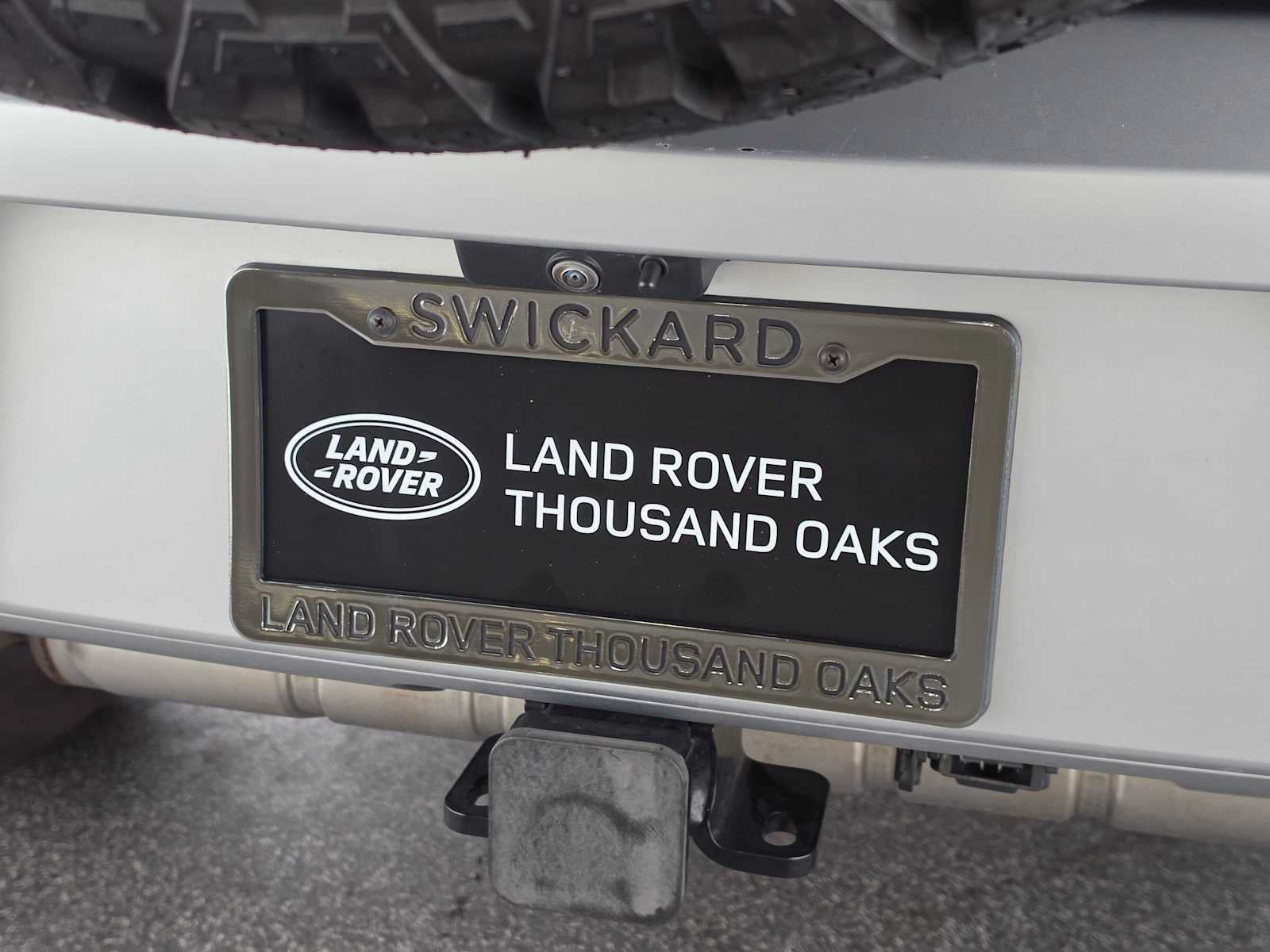 2024 Land Rover Defender SE