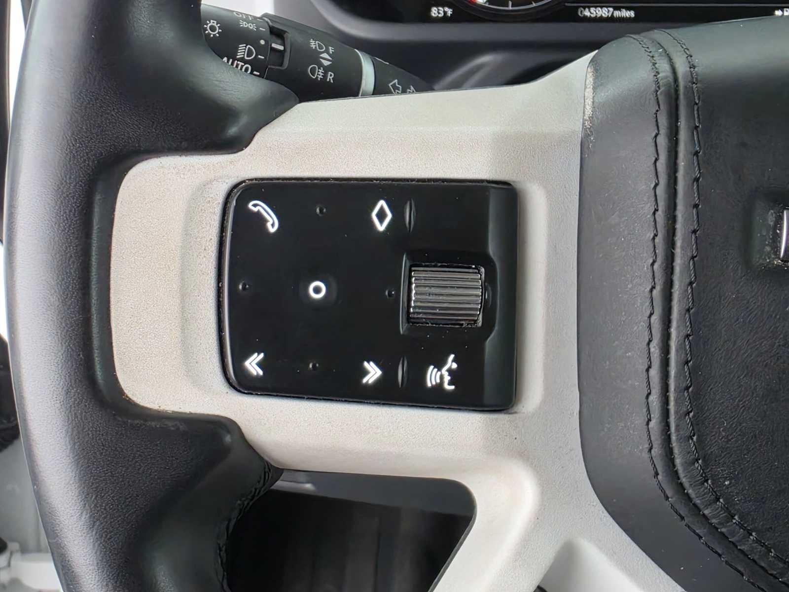 2023 Land Rover Defender First Edition