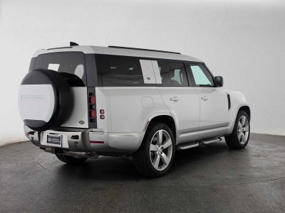 2023 Land Rover Defender First Edition