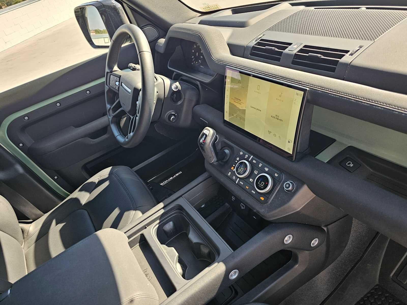 2023 Land Rover Defender 75th Edition