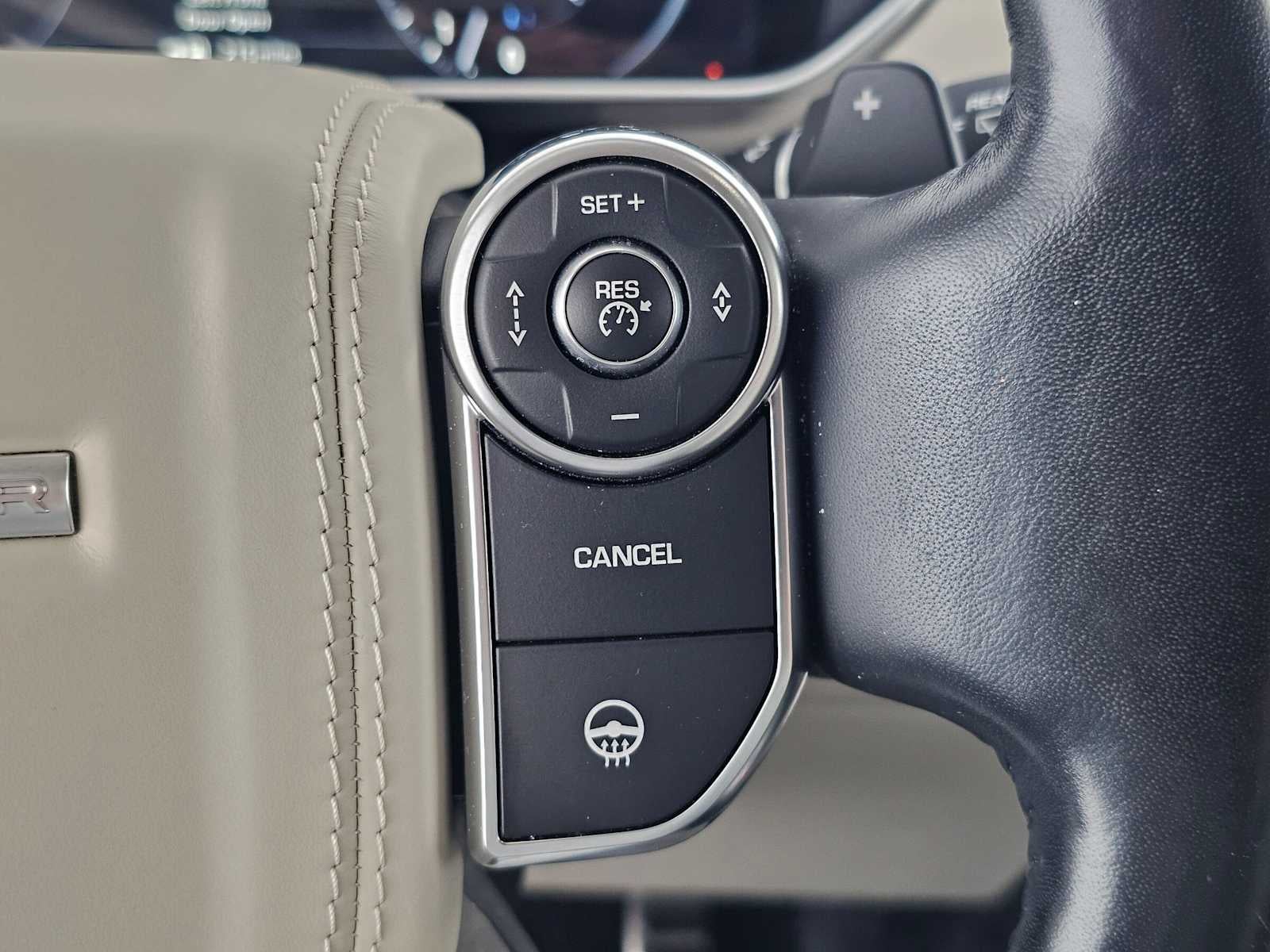 2017 Land Rover Range Rover V8 Supercharged LWB