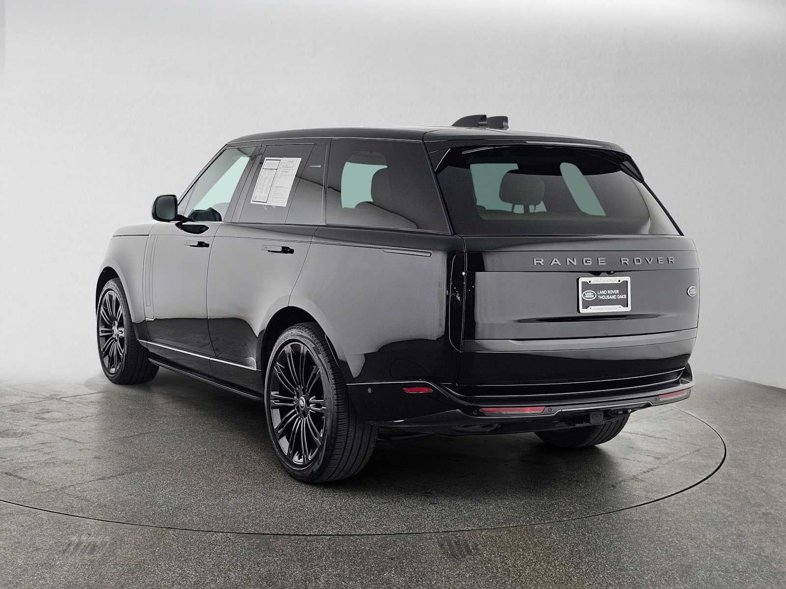 2023 Land Rover Range Rover SE