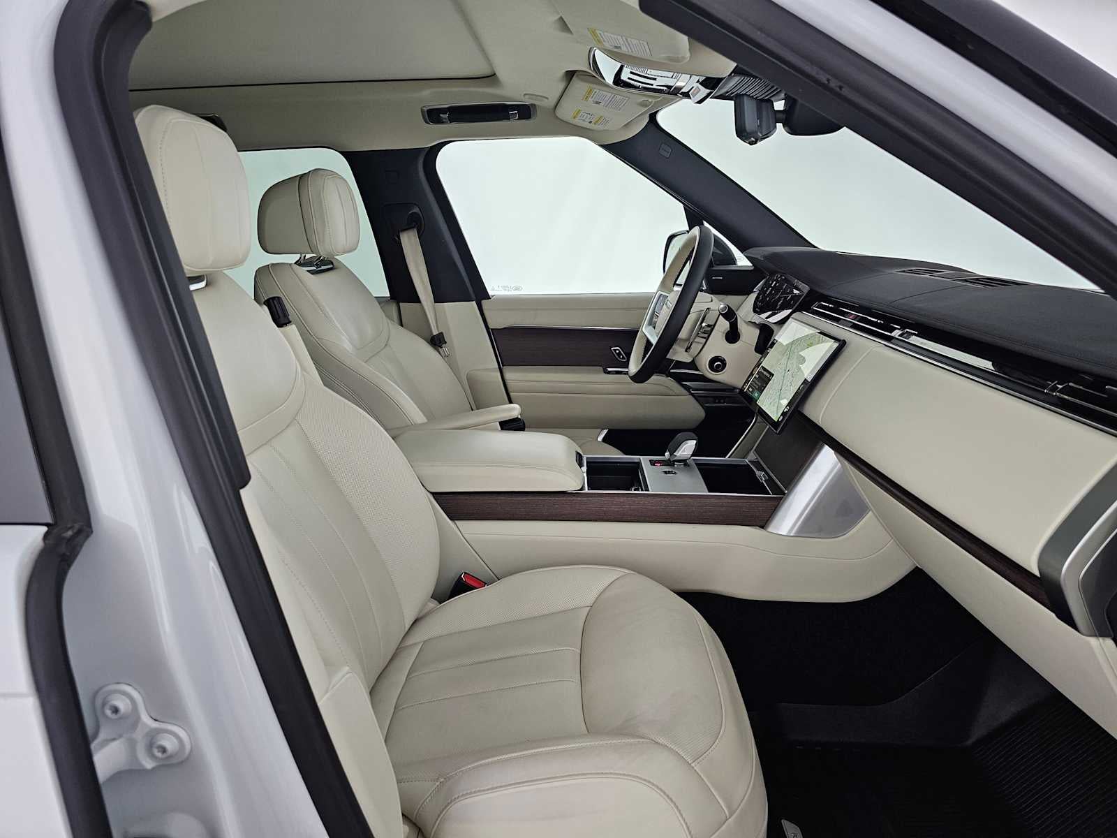 2024 Land Rover Range Rover SE