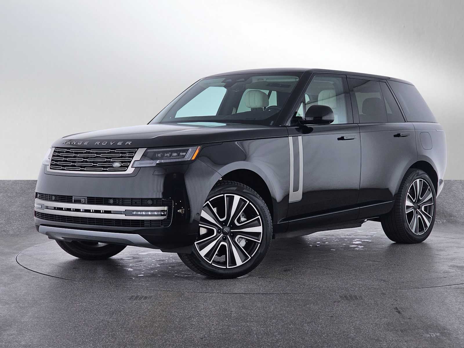 2026 Land Rover Range Rover SE