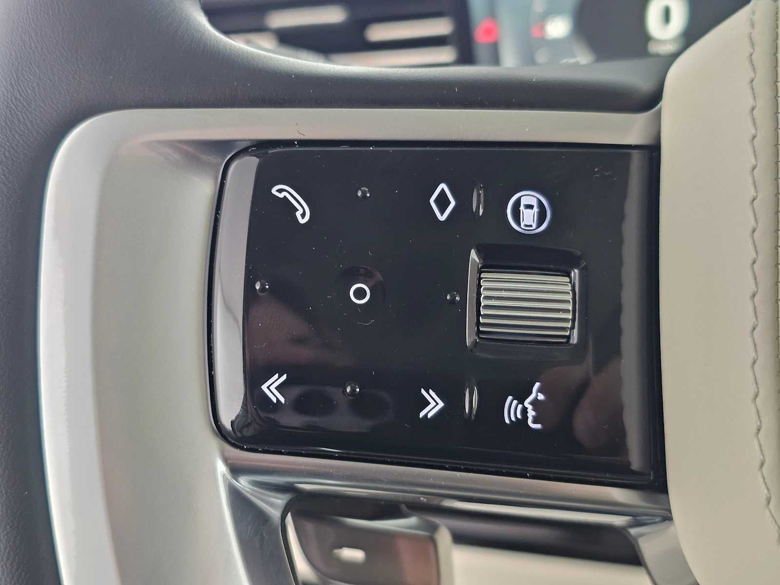 2026 Land Rover Range Rover SE