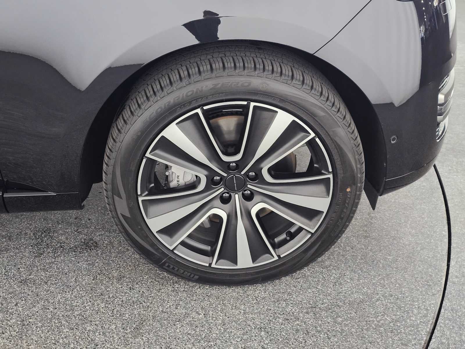 2026 Land Rover Range Rover SE