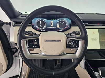 2025 Land Rover Range Rover SE