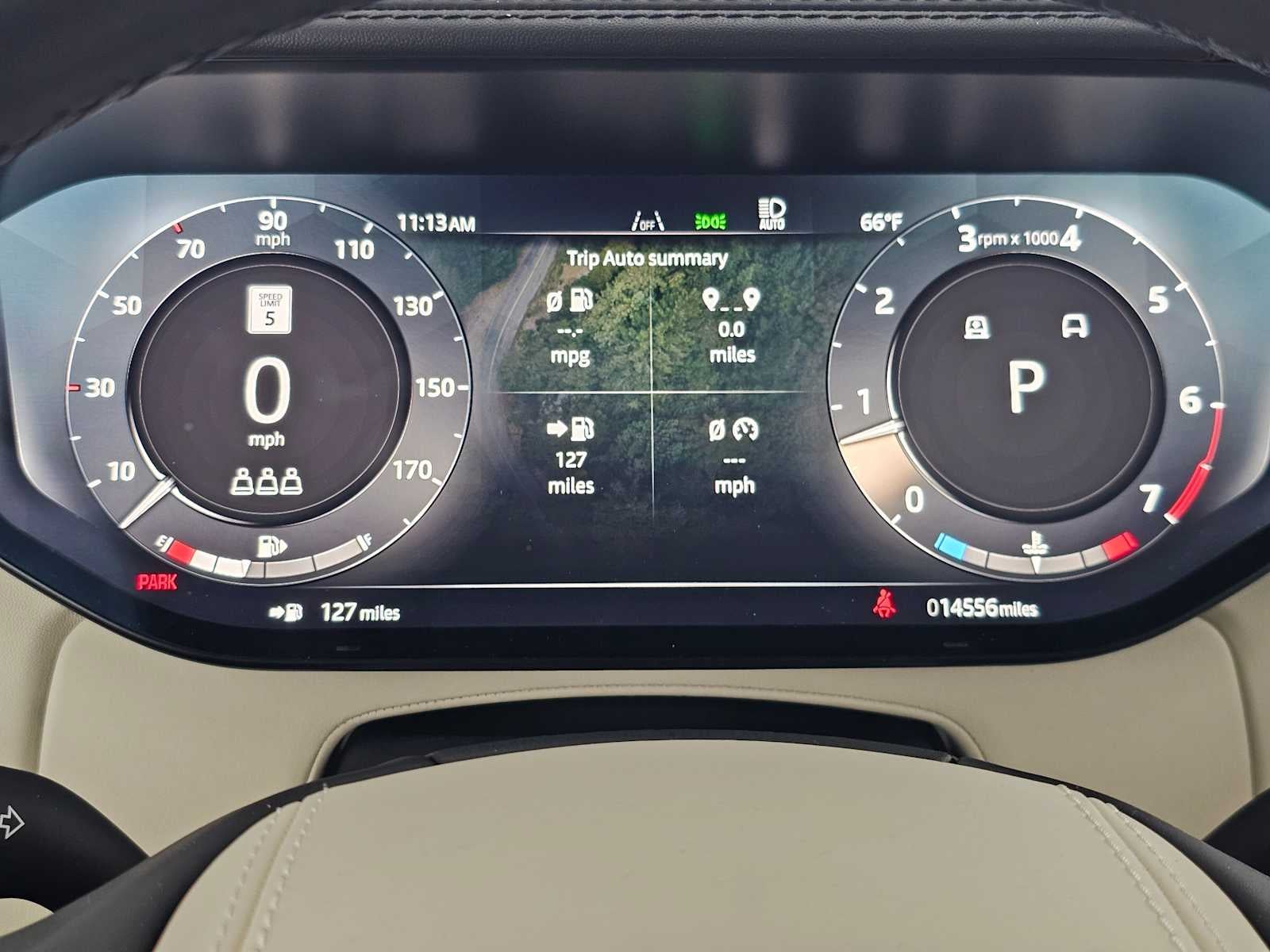 2025 Land Rover Range Rover SE