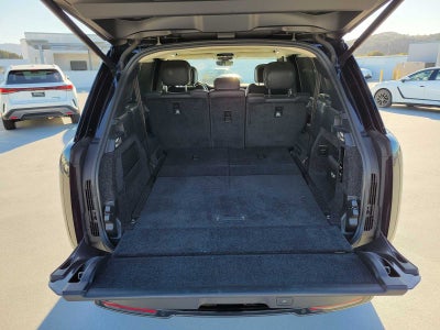 2025 Land Rover Range Rover SE